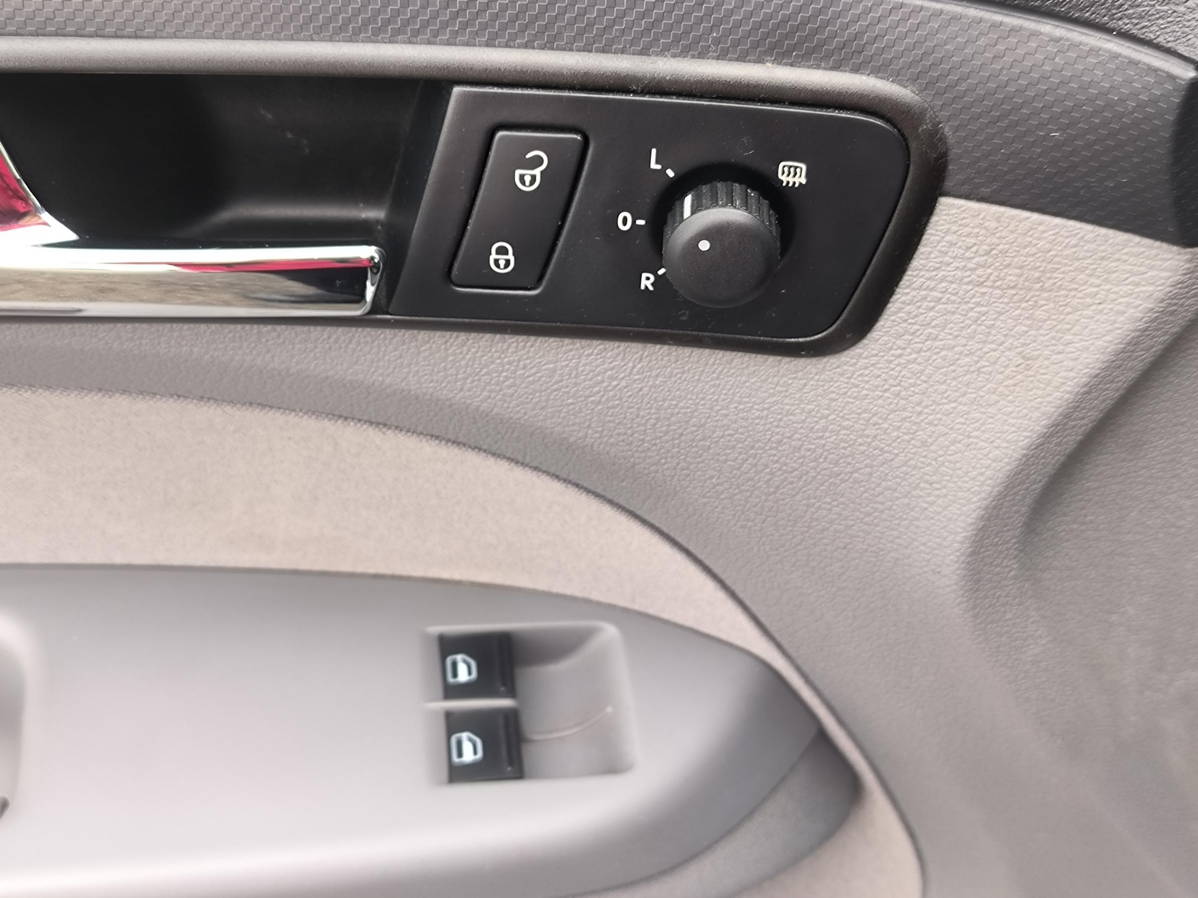 Volkswagen Caddy, 2008 - pohled č. 15