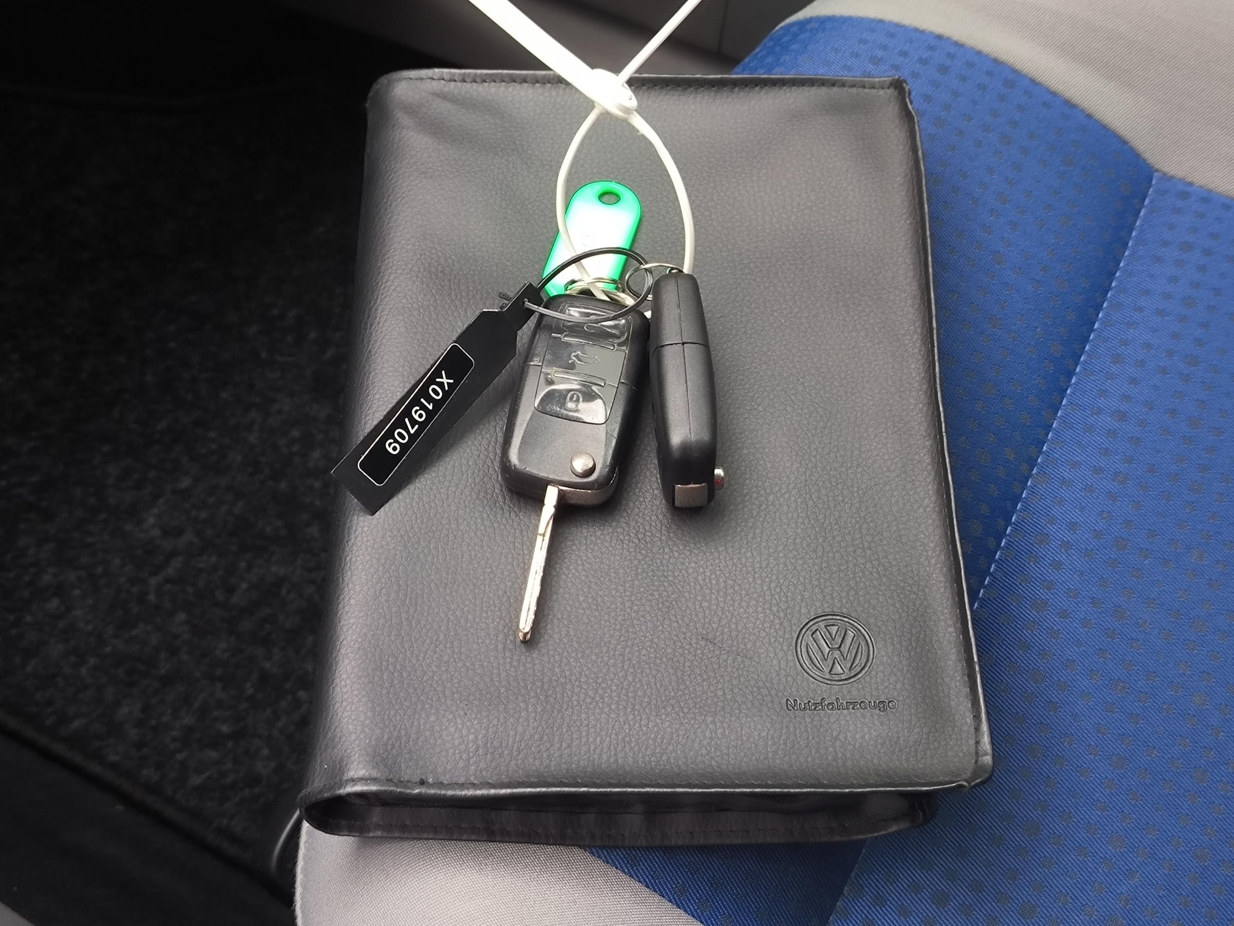 Volkswagen Caddy, 2008 - pohled č. 17