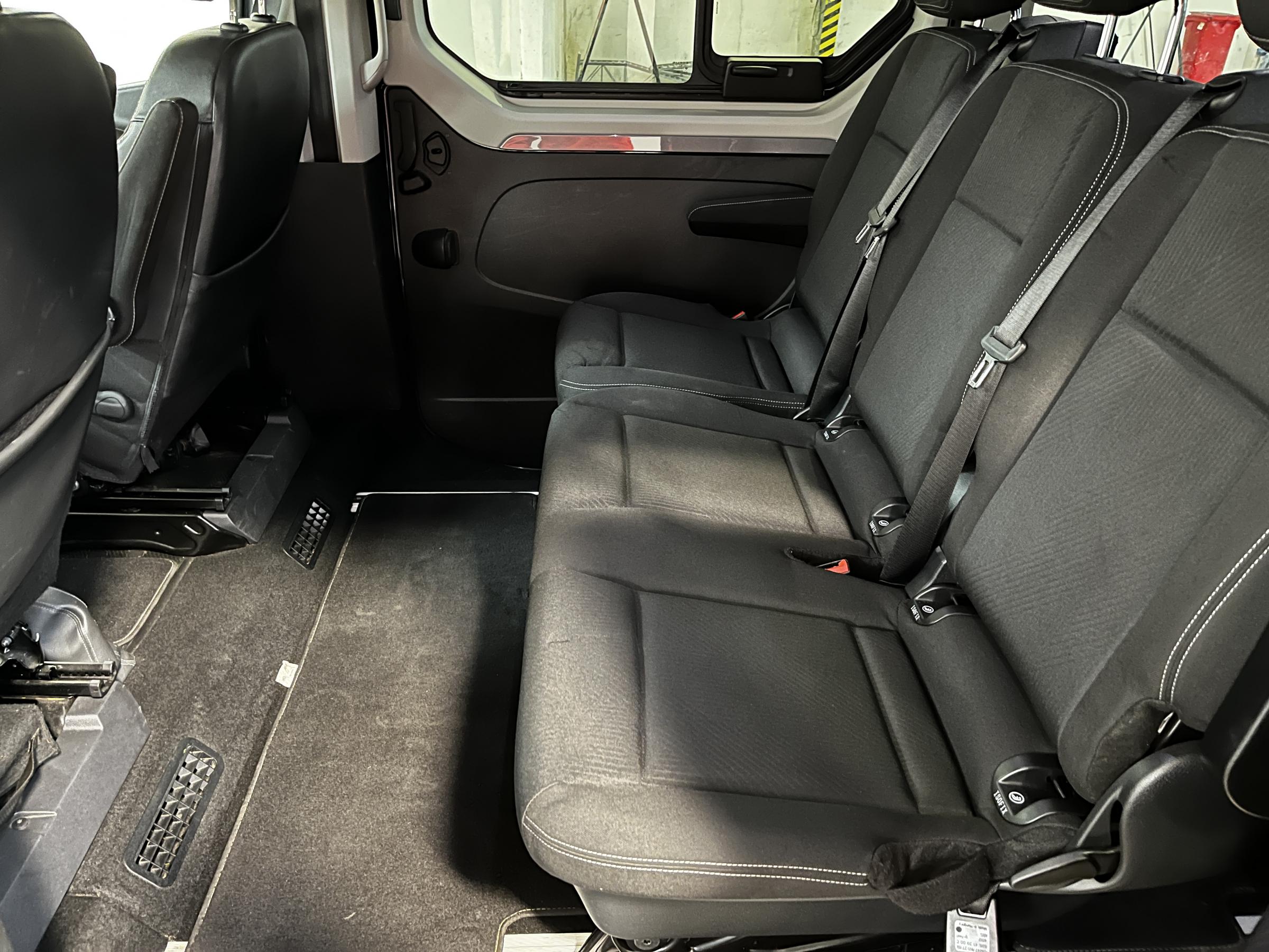 Renault Trafic, 2018 - pohled č. 10