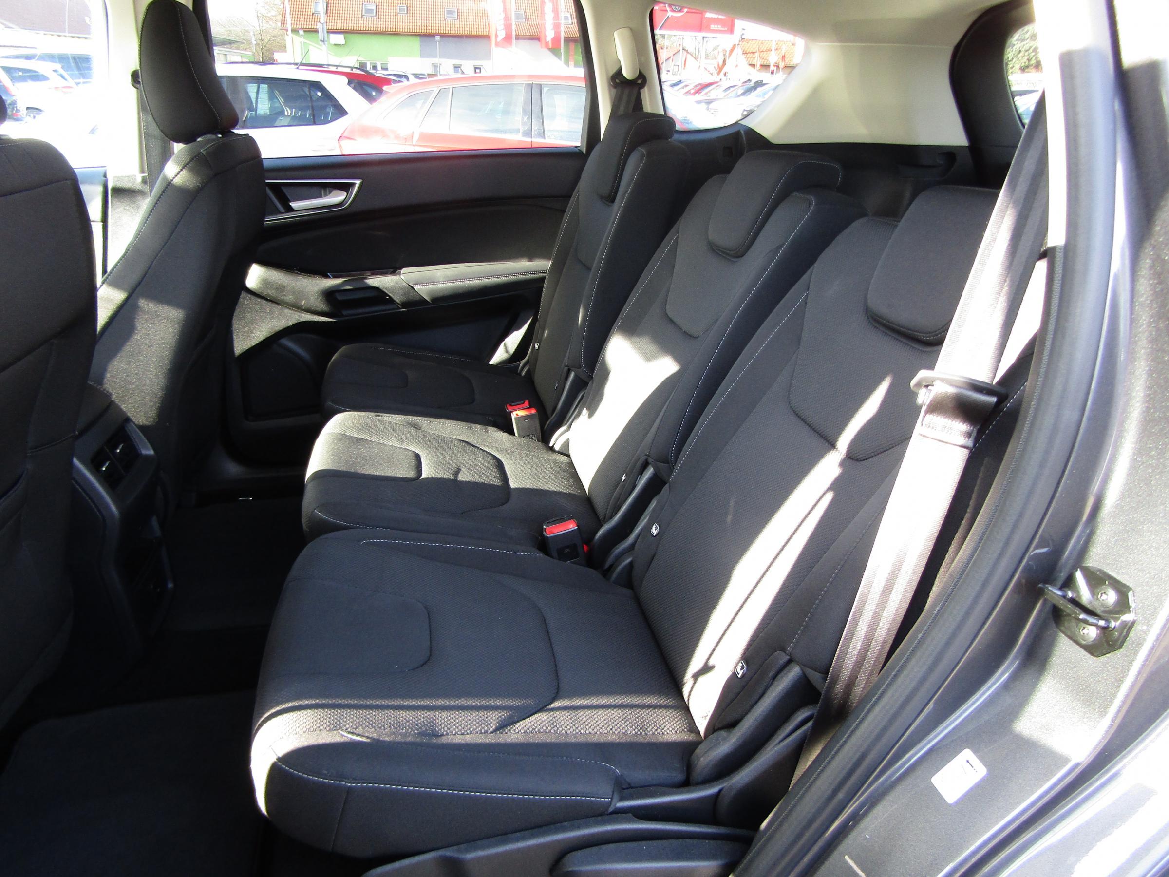 Ford S-MAX, 2017 - pohled č. 10