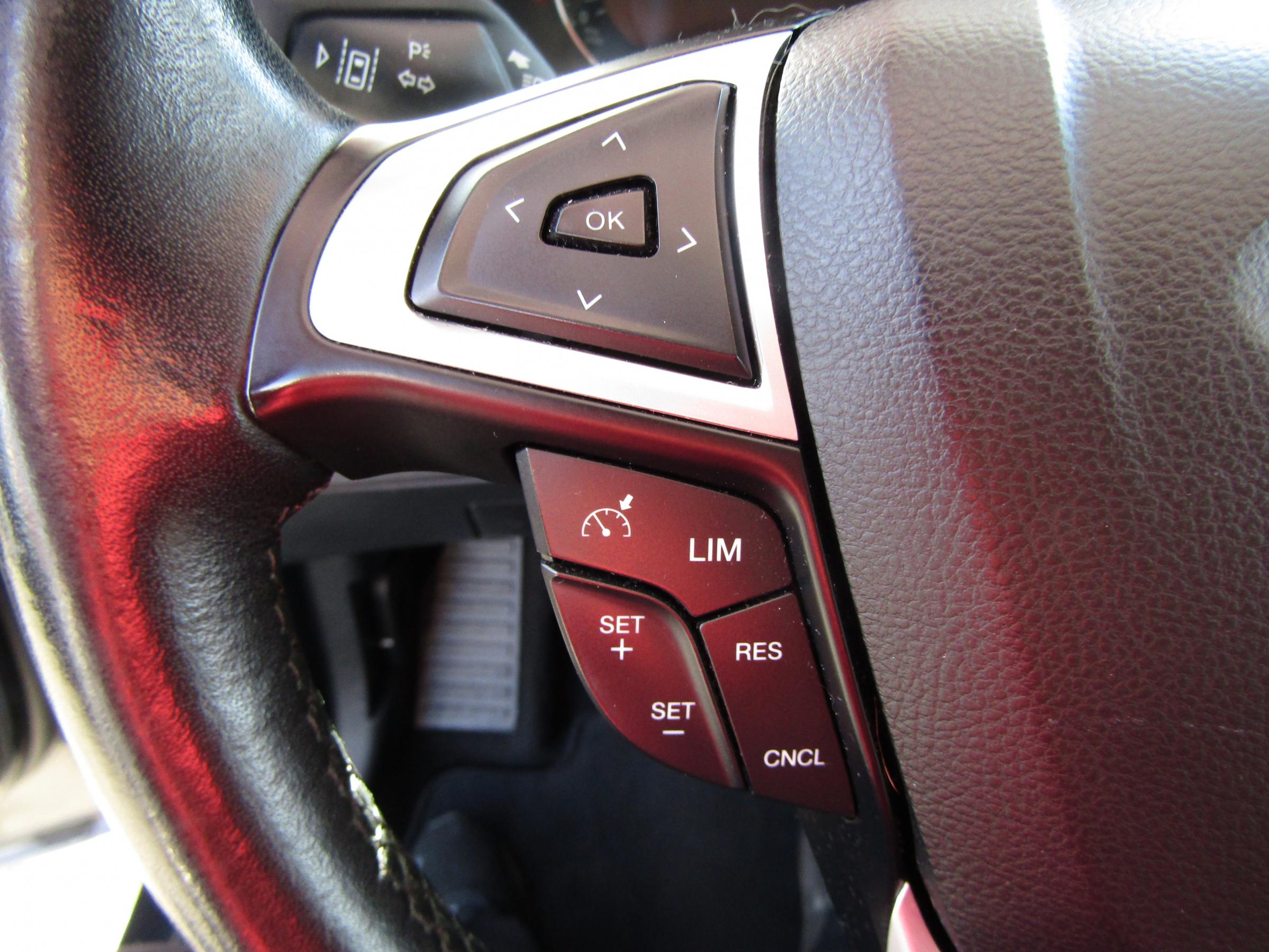 Ford S-MAX, 2017 - pohled č. 12