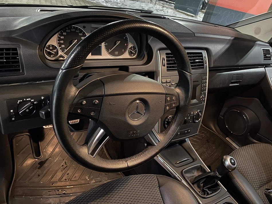 Mercedes-Benz Třída B 1.7i  B180