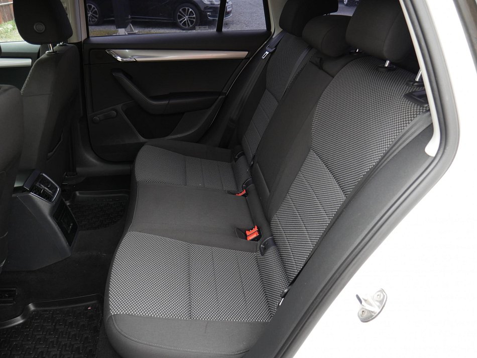 Škoda Octavia III 1.6TDi Ambition Fresh