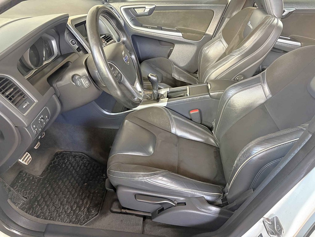 Volvo XC60 2.0 D4 
