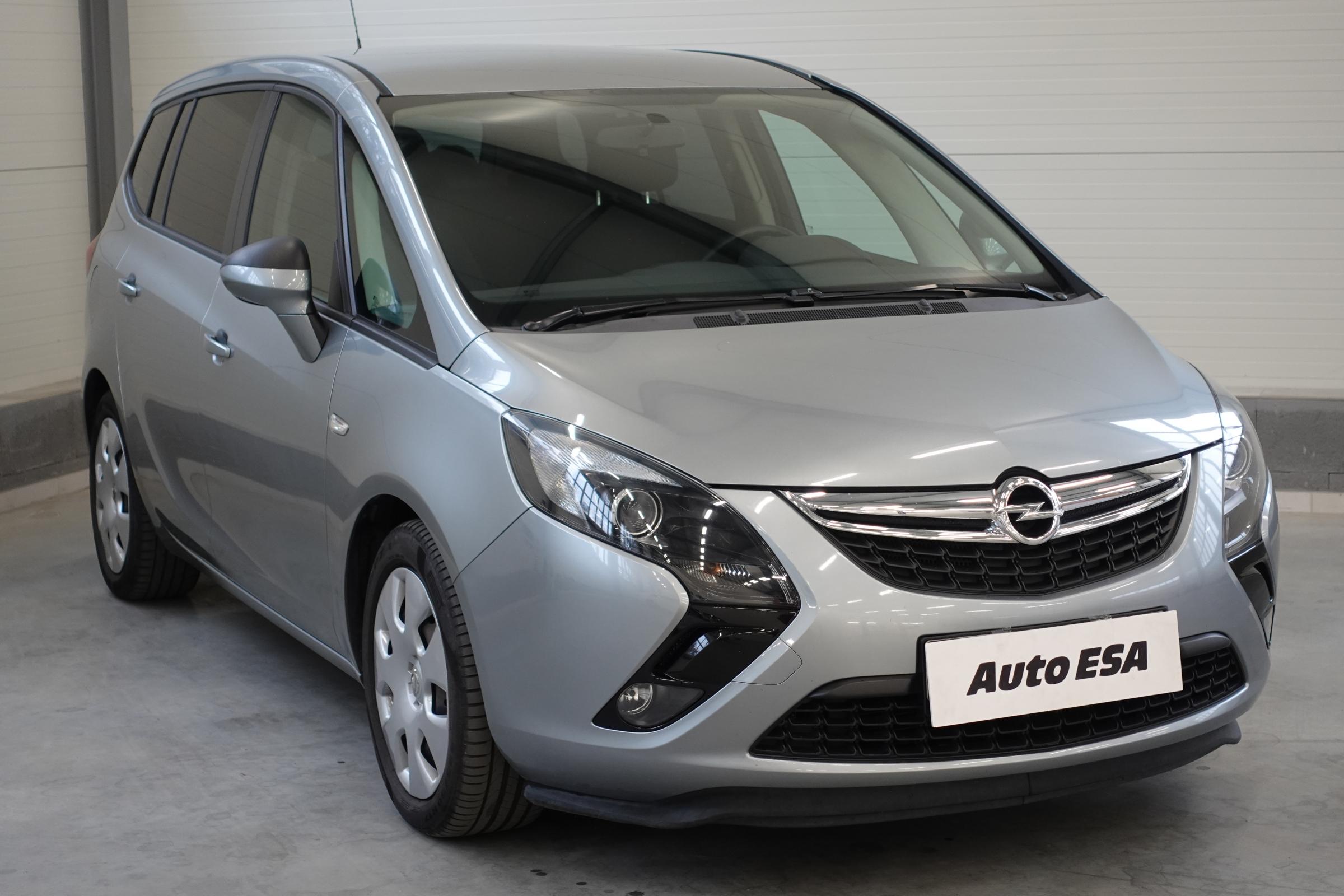 Opel Zafira, 2012 - pohled č. 1