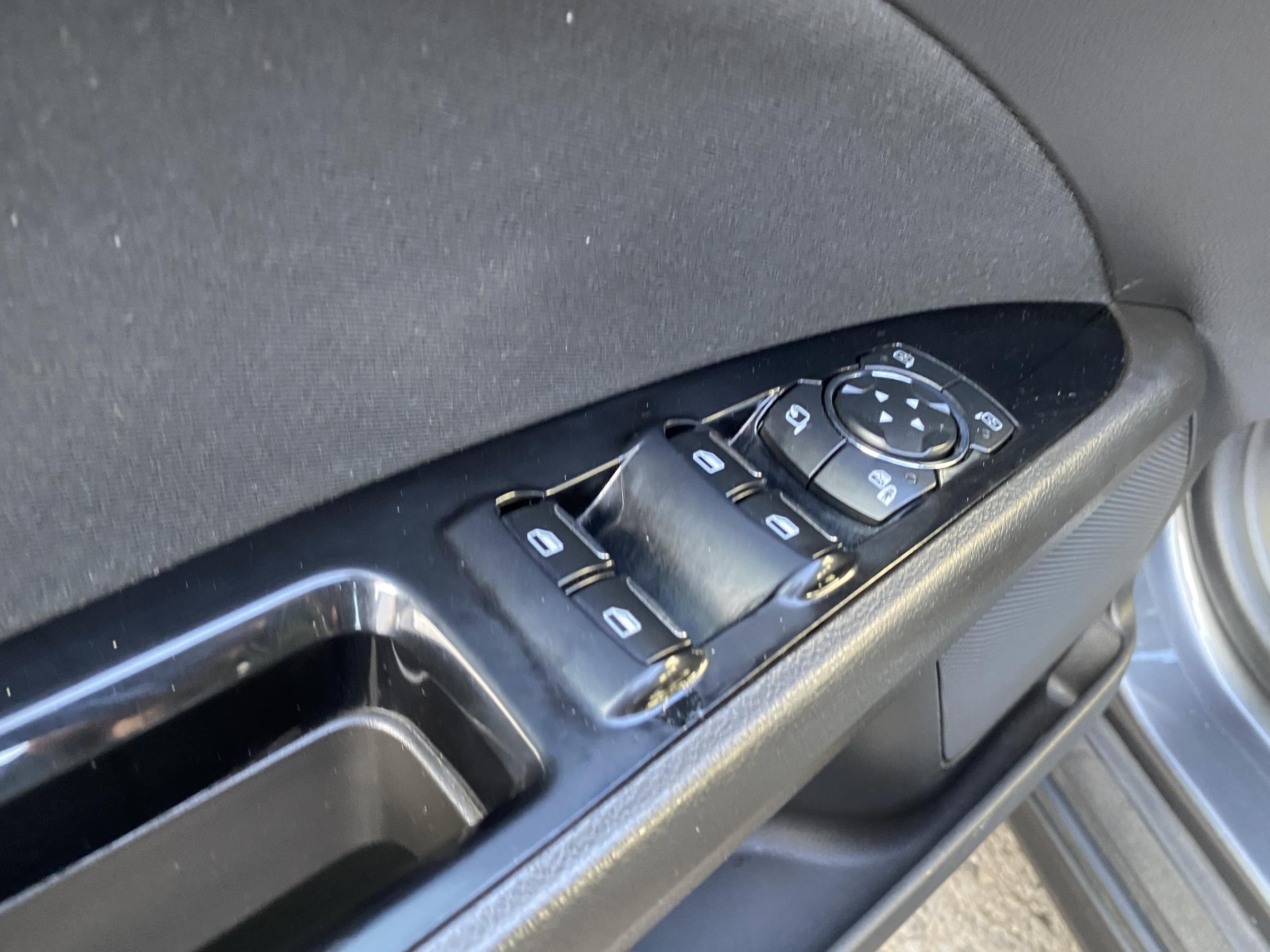 Ford Mondeo, 2016 - pohled č. 13