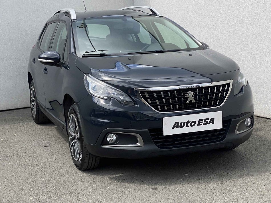 Peugeot 2008 1.2 PT 