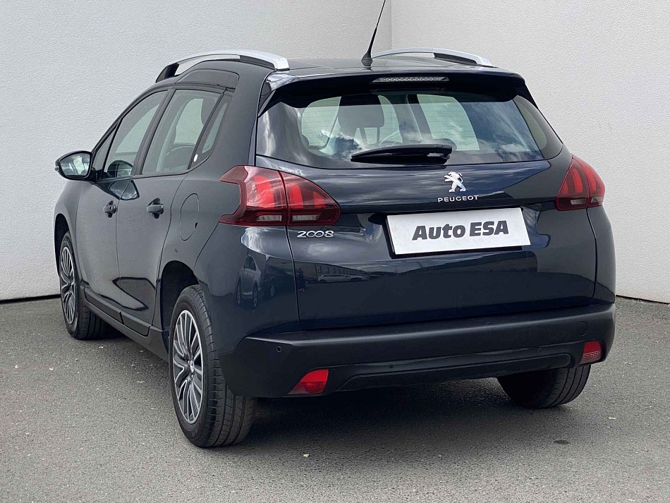 Peugeot 2008 1.2 PT 