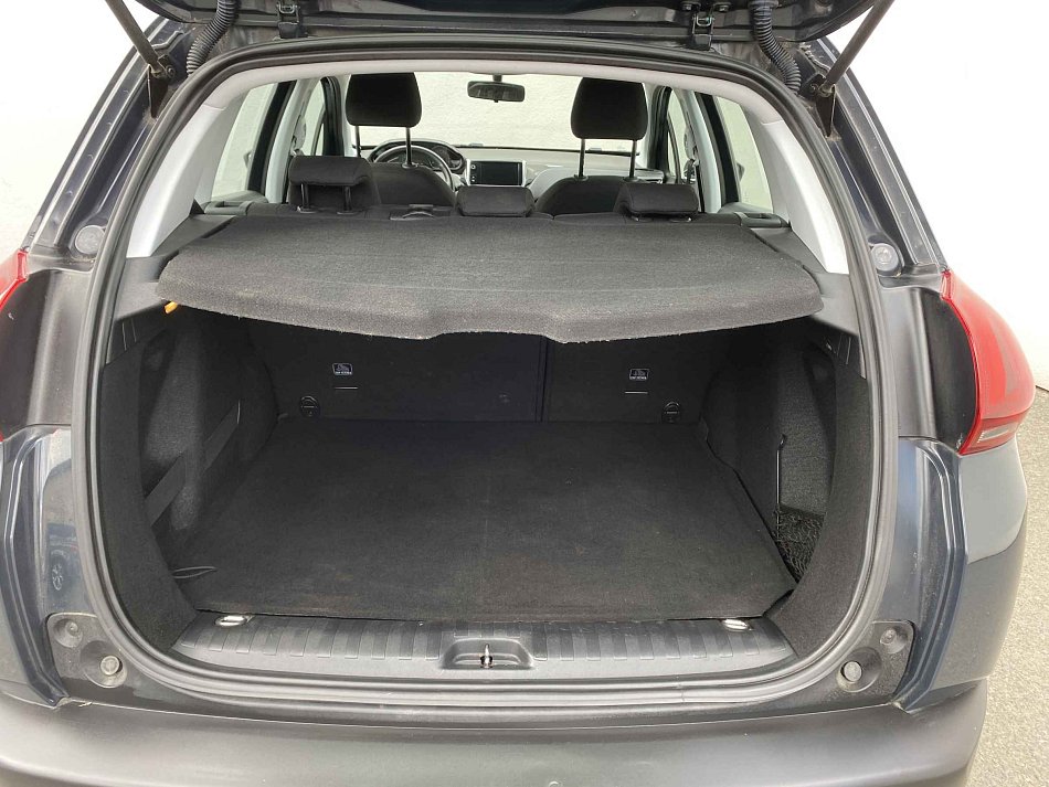Peugeot 2008 1.2 PT 