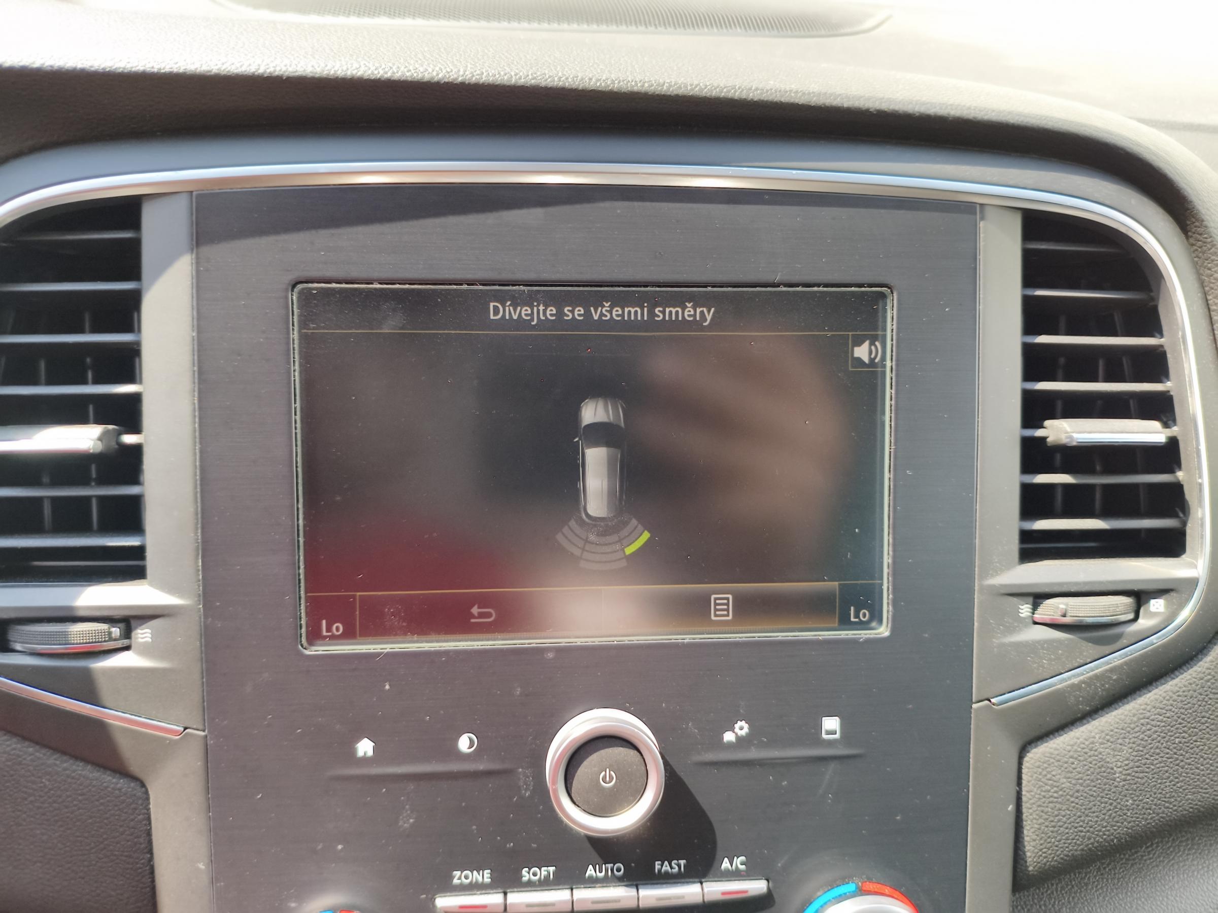 Renault Mégane, 2018 - pohled č. 13