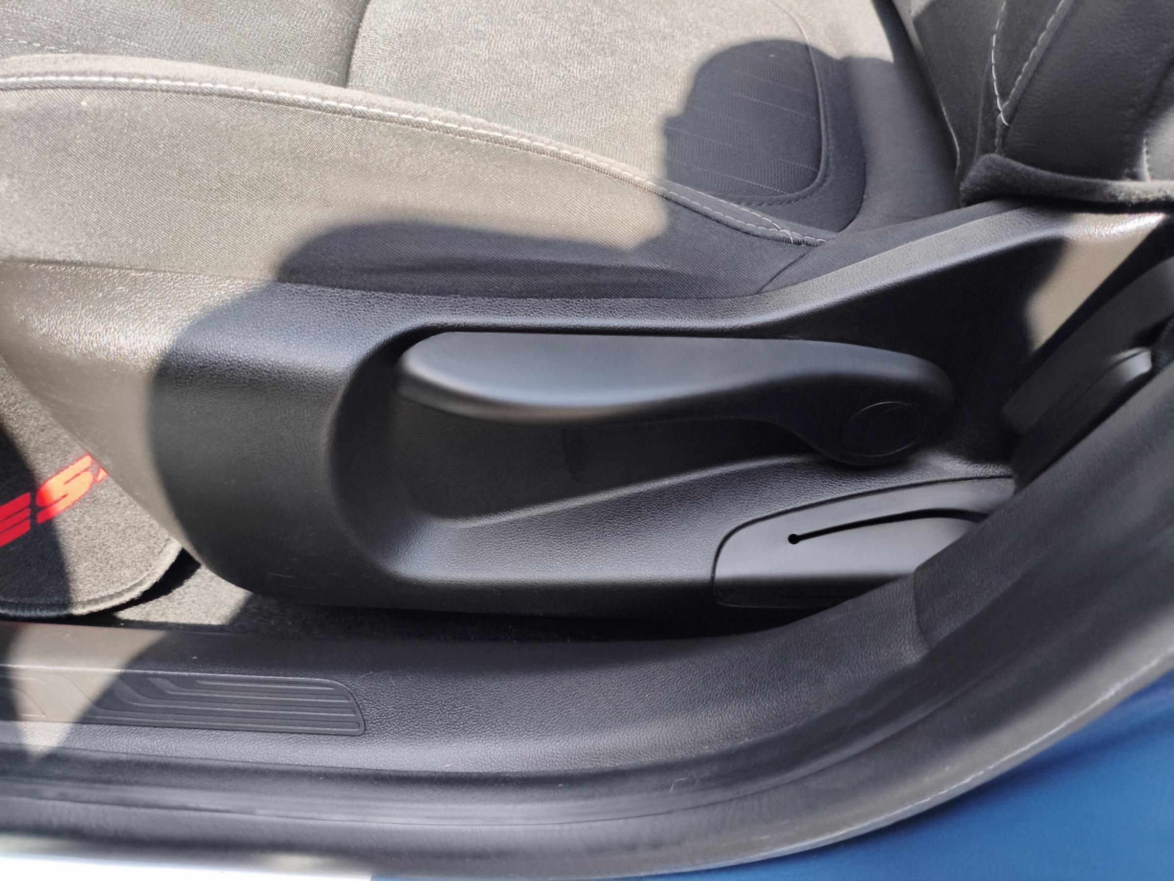 Renault Mégane, 2018 - pohled č. 17