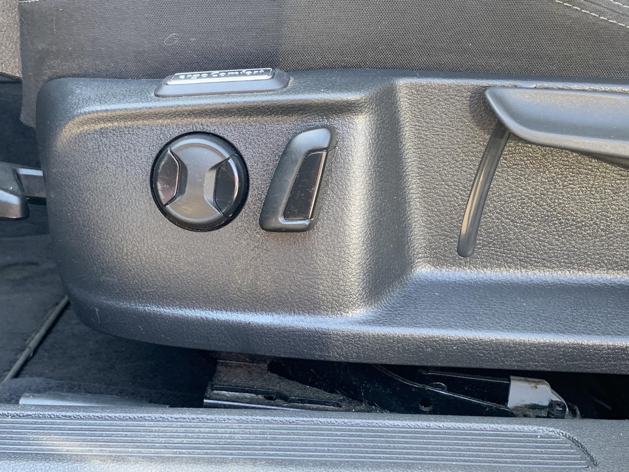 Volkswagen Passat, 2018 - pohled č. 22