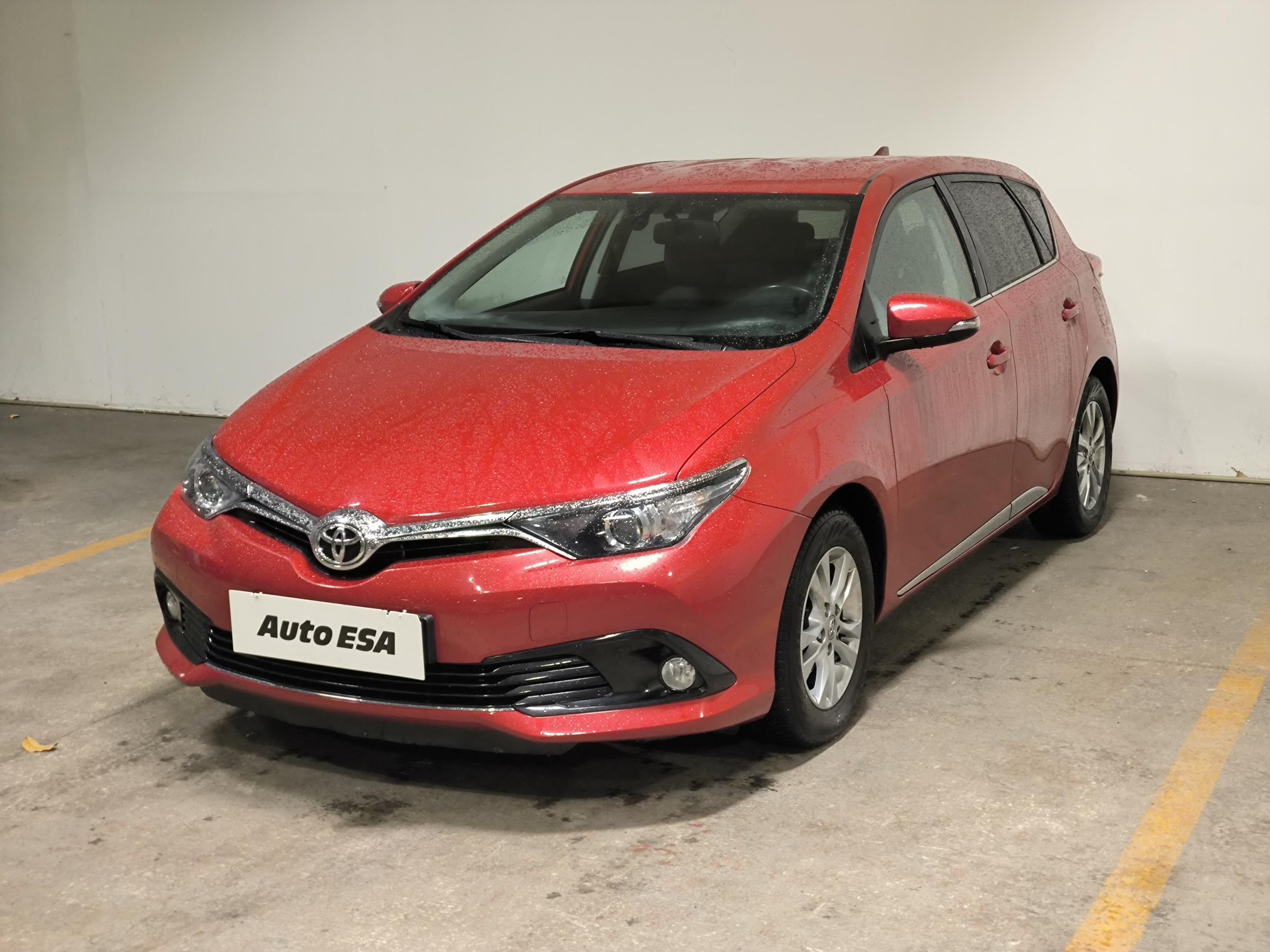 Toyota Auris, 2016 - pohled č. 3