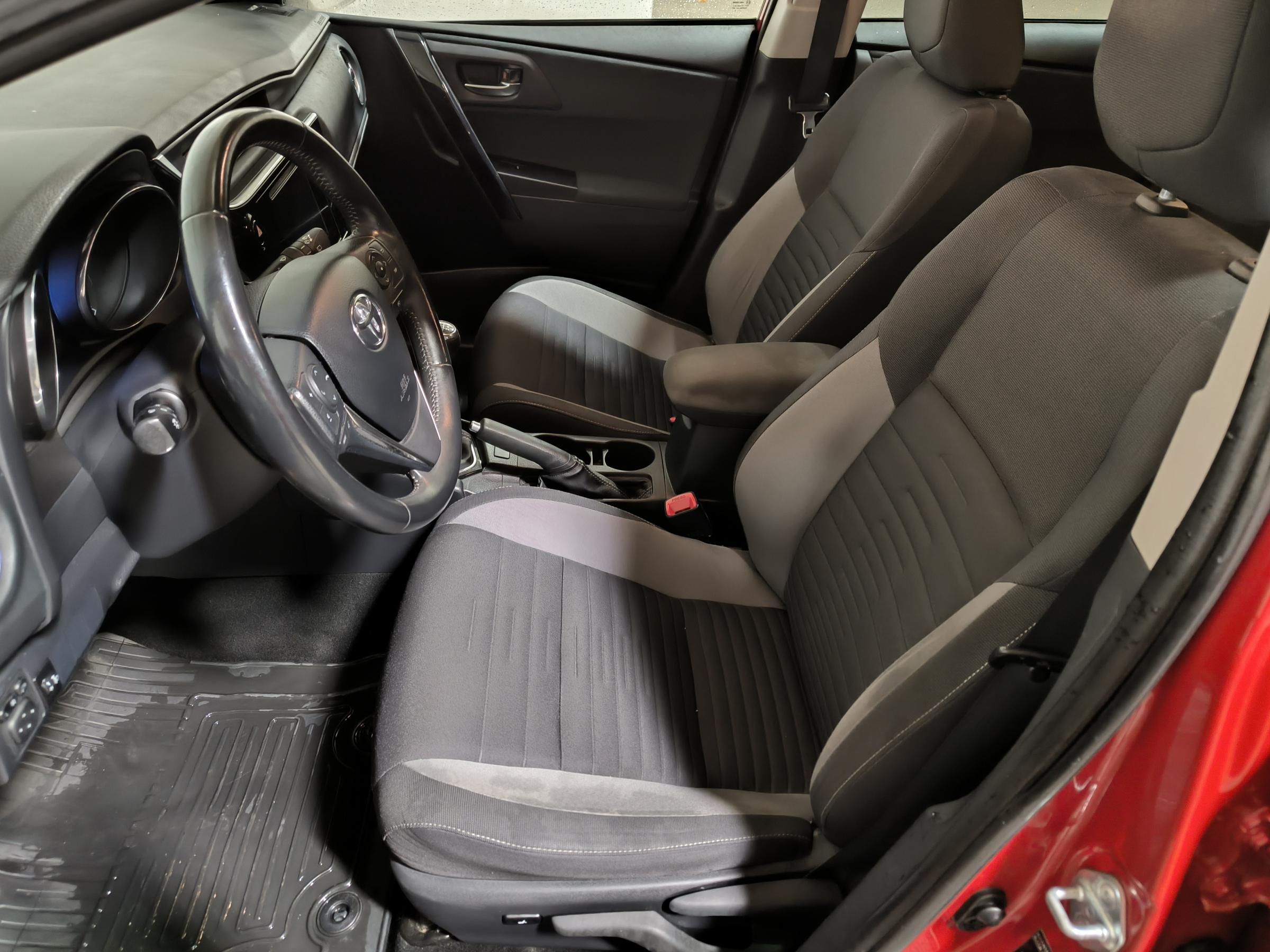 Toyota Auris, 2016 - pohled č. 9