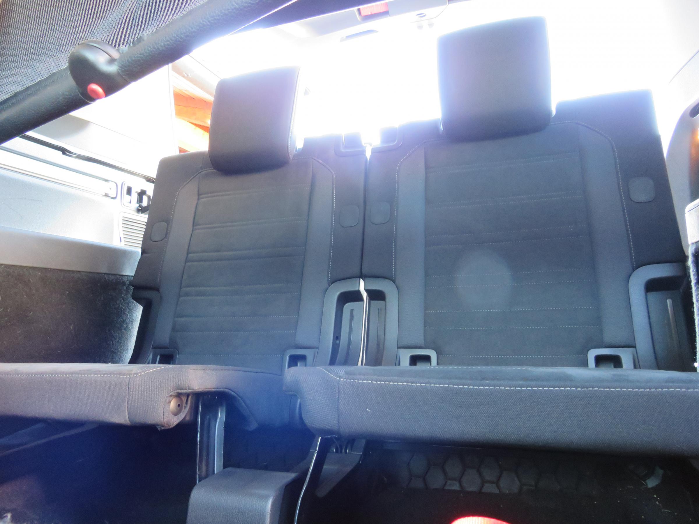 Volkswagen Touran, 2016 - pohled č. 12