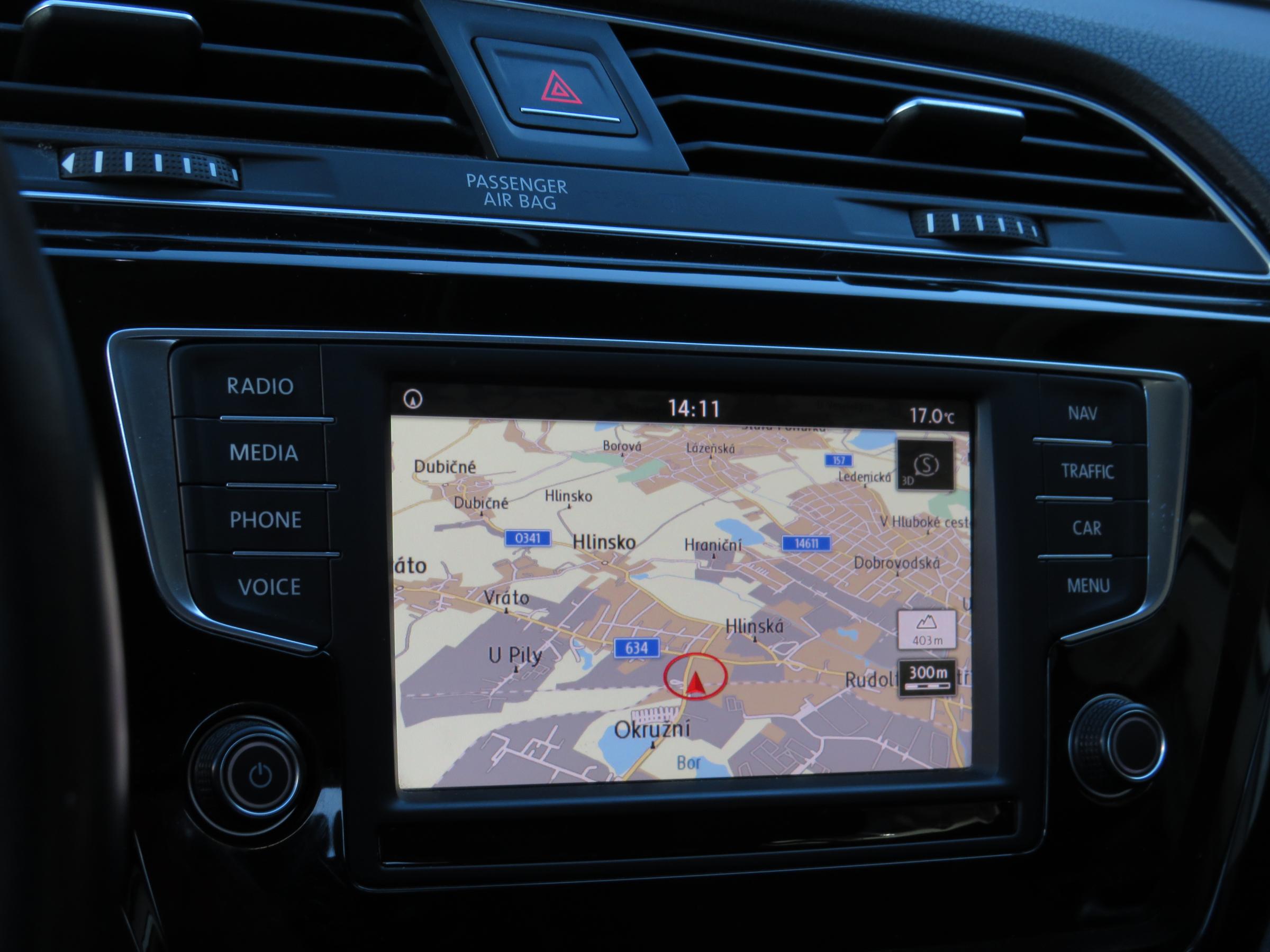 Volkswagen Touran, 2016 - pohled č. 21