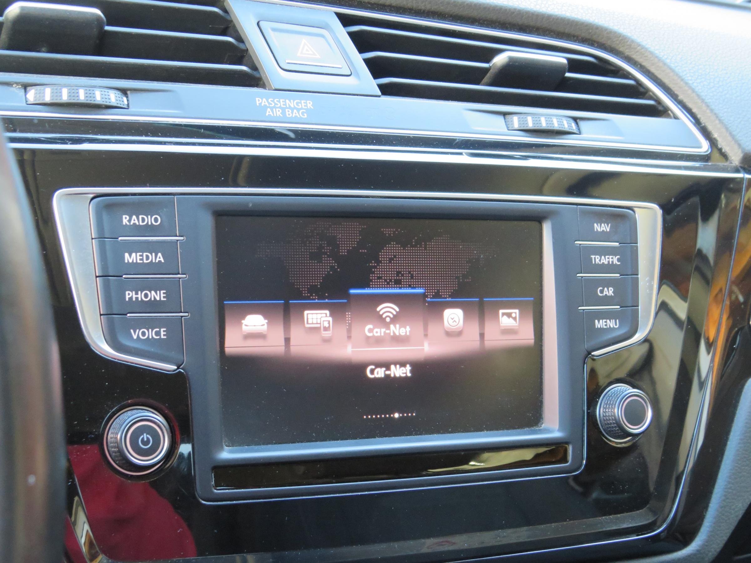 Volkswagen Touran, 2016 - pohled č. 25