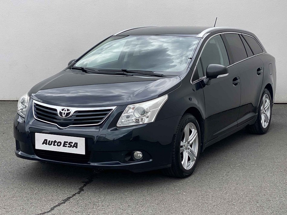Toyota Avensis 1.8i 