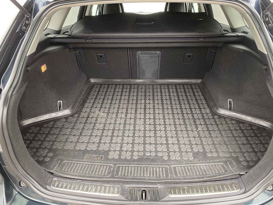 Toyota Avensis 1.8i 
