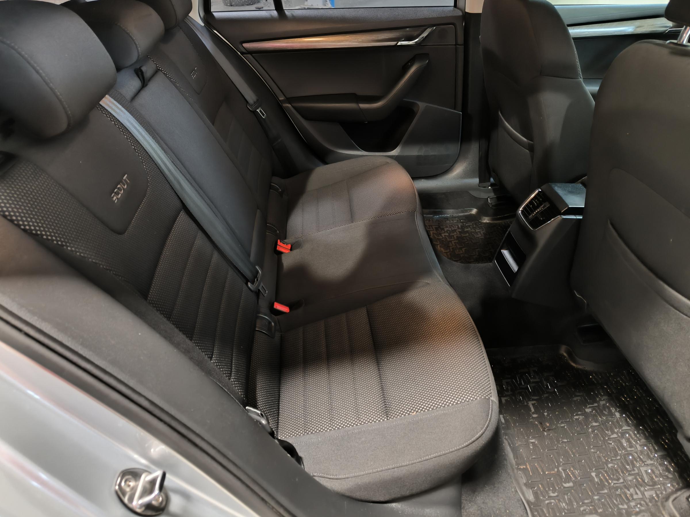 Škoda Octavia III, 2016 - pohled č. 11