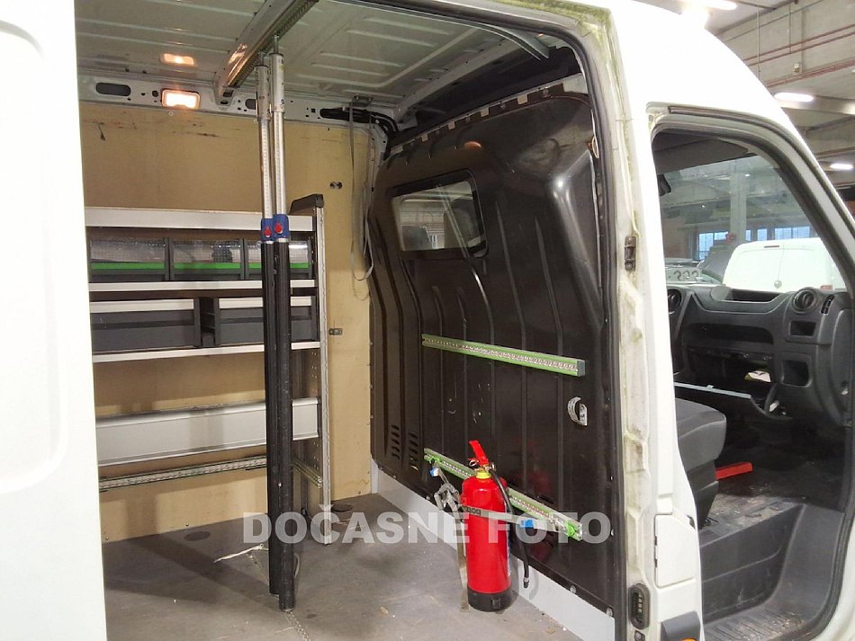 Renault Master 2.3dCi  L3H2 BOTT