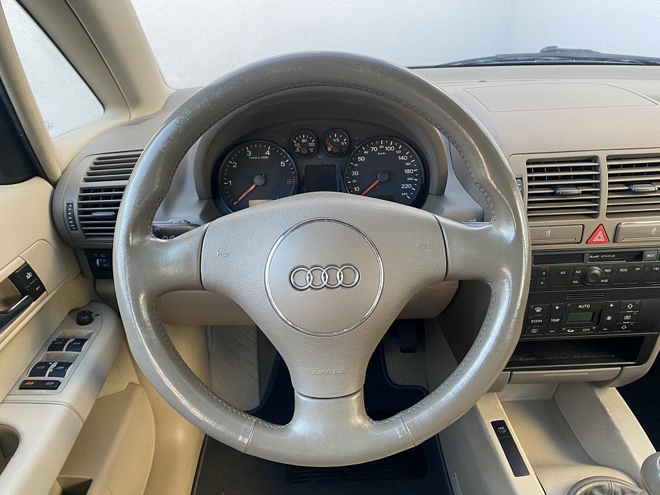 Audi A2 1.4i 