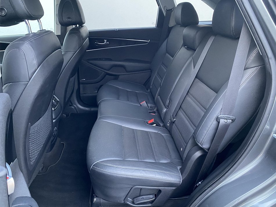 Kia Sorento 2.2 CRDi Platinum 4WD