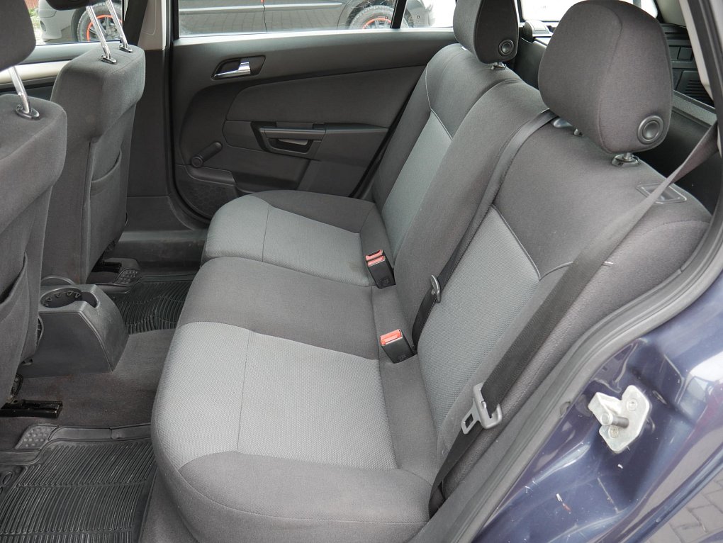 Opel Astra 1.7 CDTi 