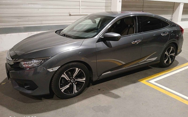 Honda Civic 1.5. 