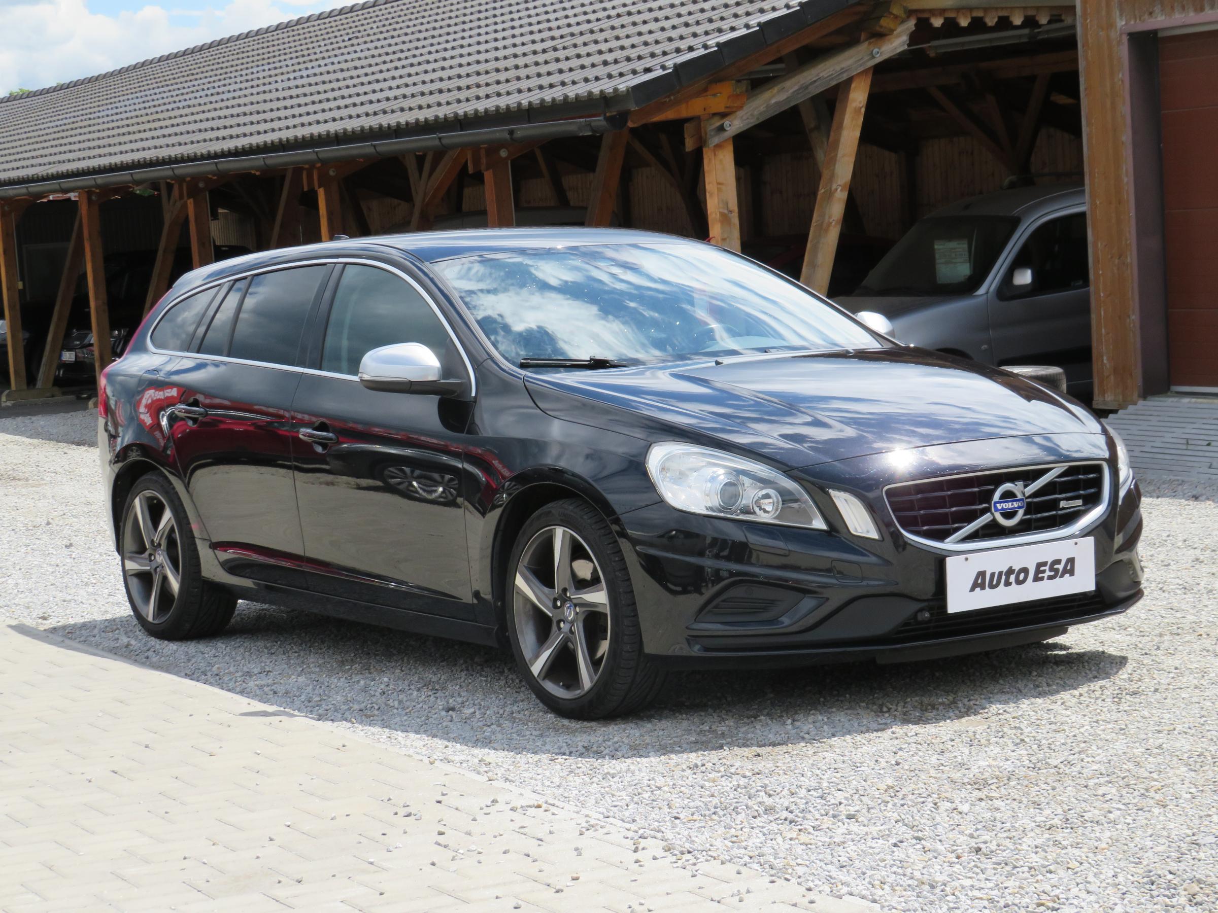 Volvo V60, 2012 - celkový pohled