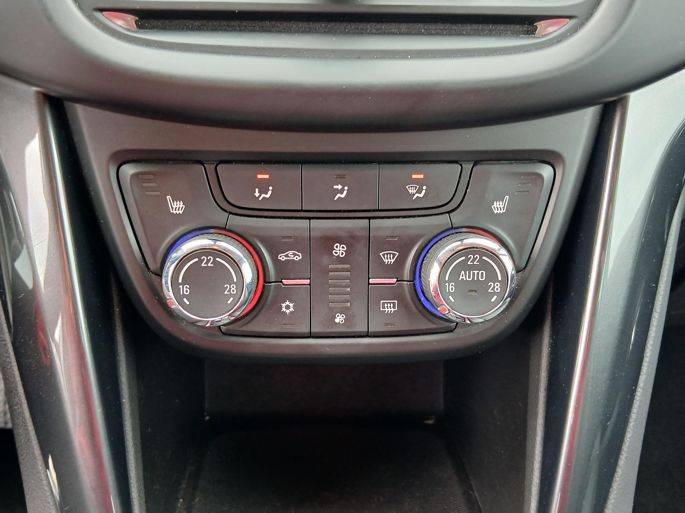 Opel Zafira, 2016 - pohled č. 18