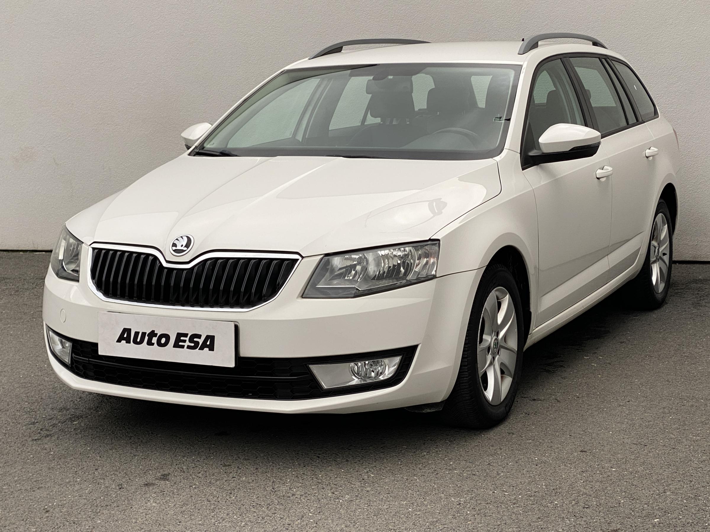 Škoda Octavia III, 2014 - pohled č. 3