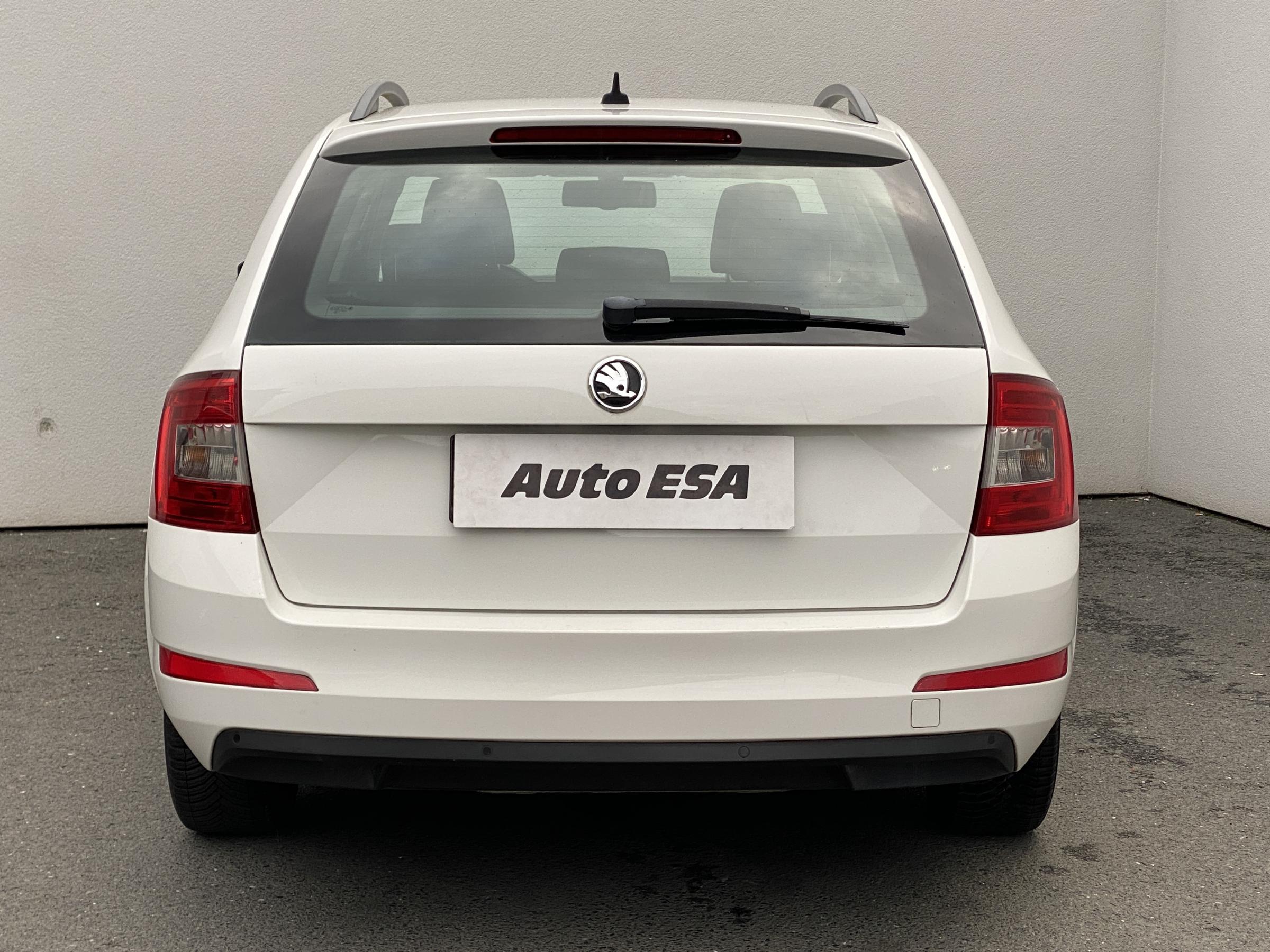 Škoda Octavia III, 2014 - pohled č. 5