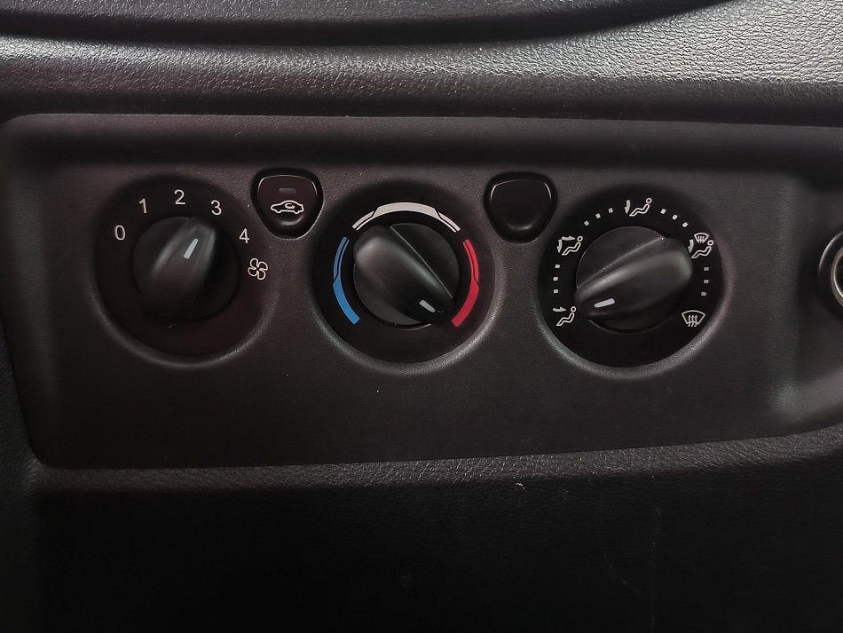 Ford Transit 2.2TDCi  VALNÍK