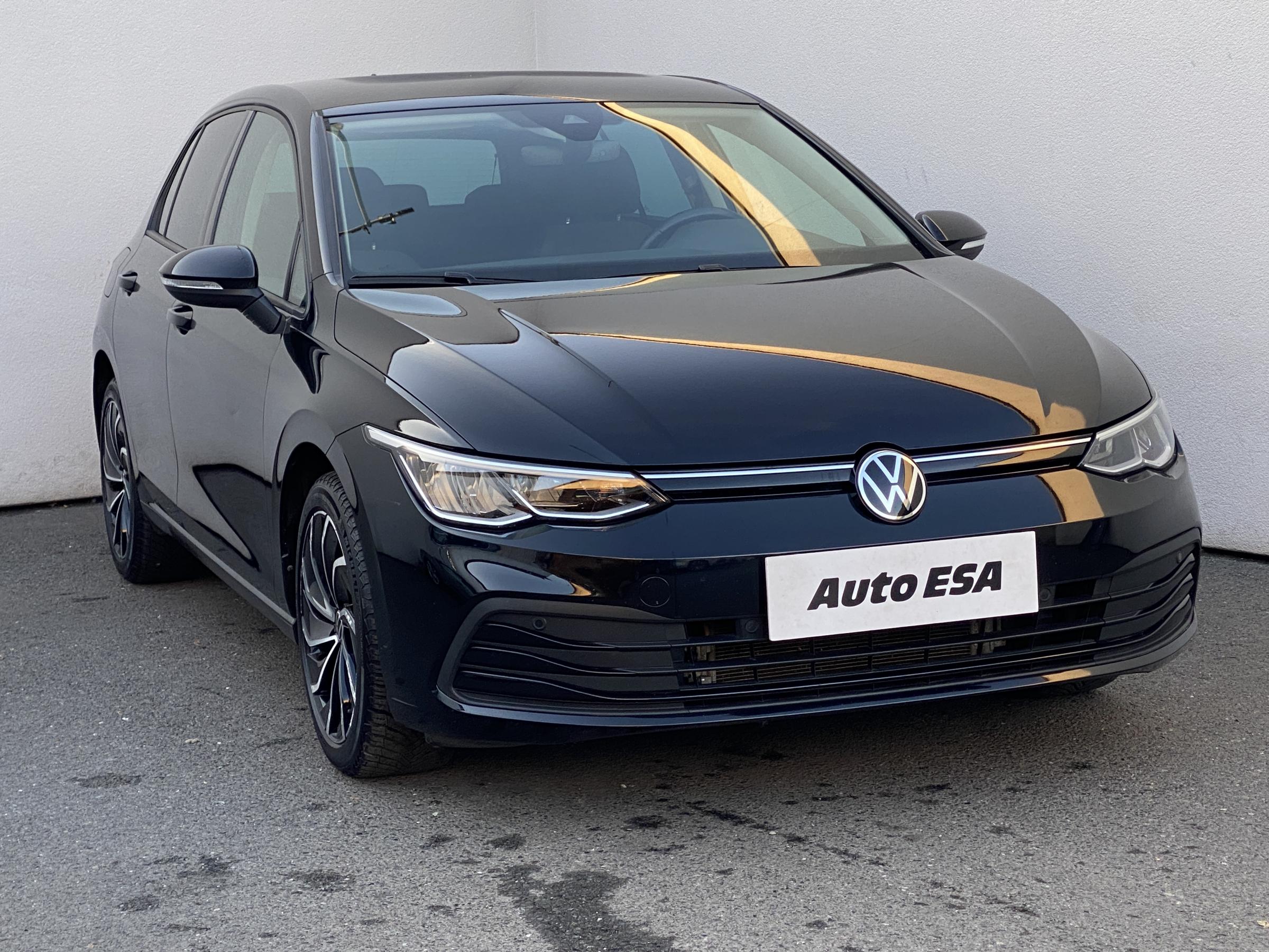 Volkswagen Golf, 2021