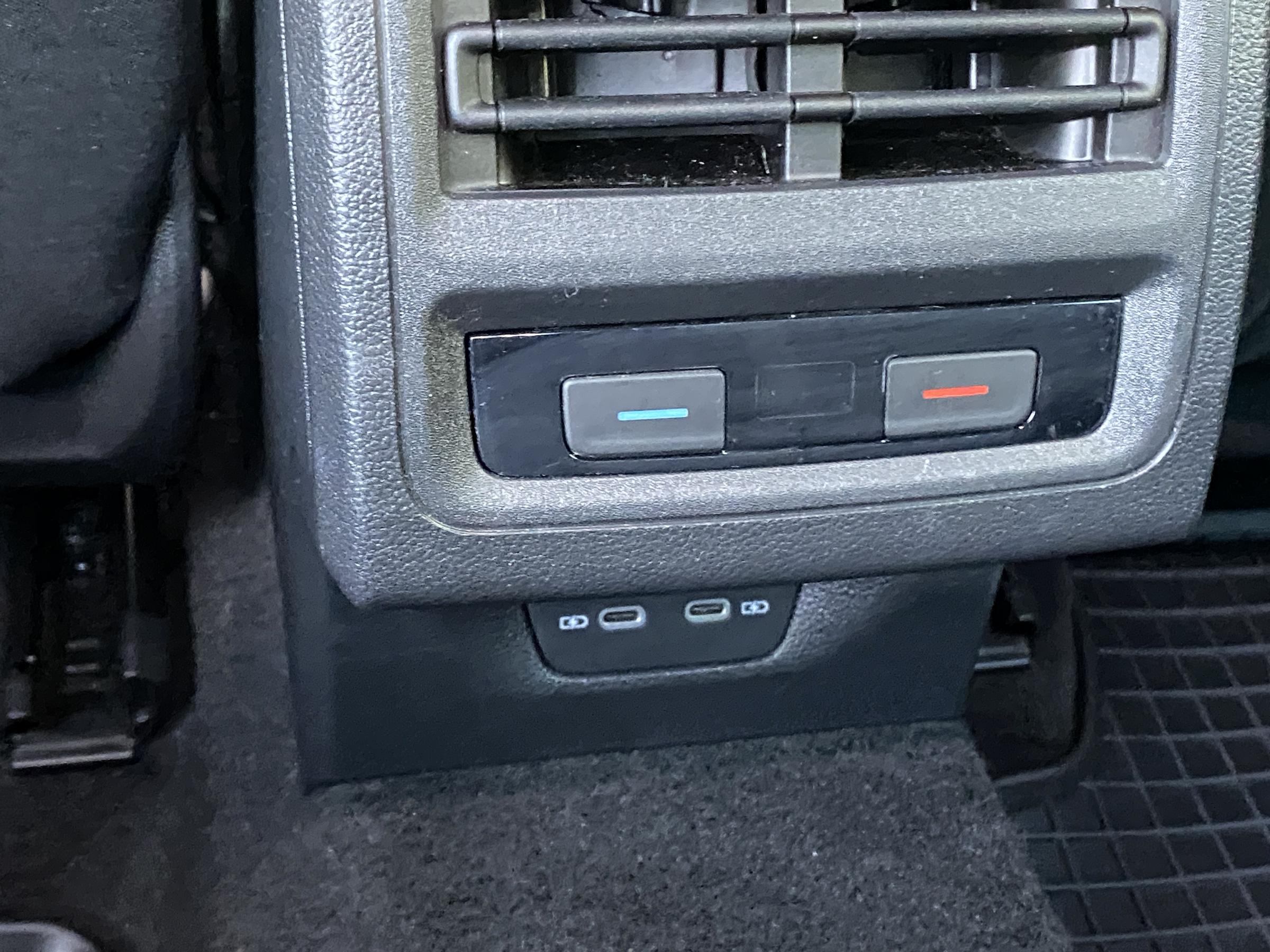 Volkswagen Golf, 2021 - pohled č. 11