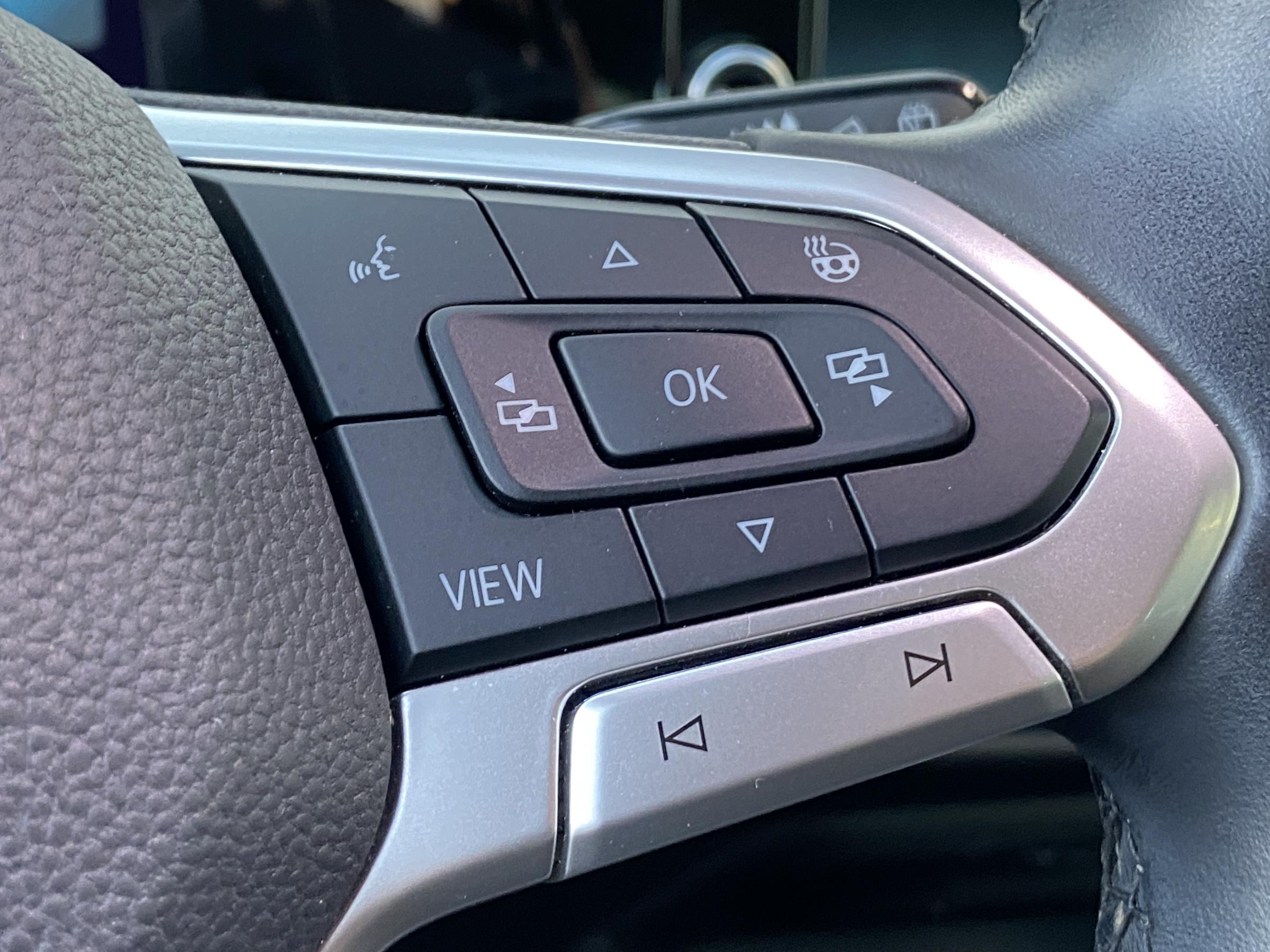 Volkswagen Golf, 2021 - pohled č. 15