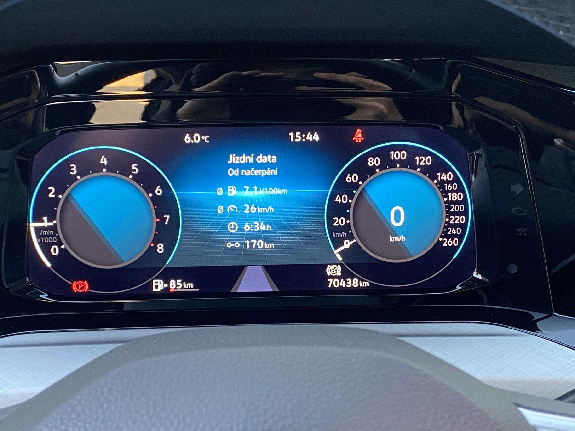 Volkswagen Golf, 2021 - pohled č. 20