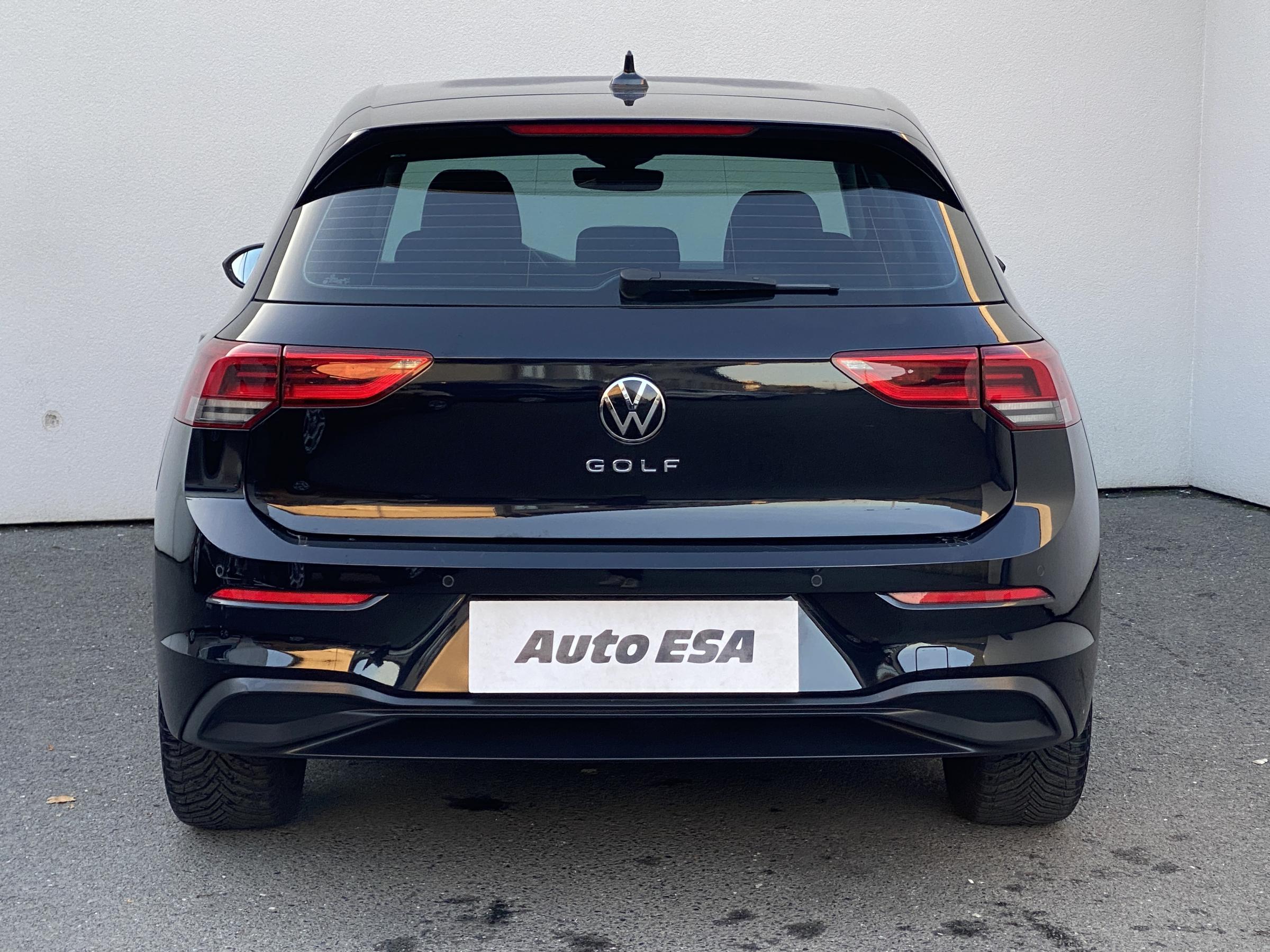 Volkswagen Golf, 2021 - pohled č. 5
