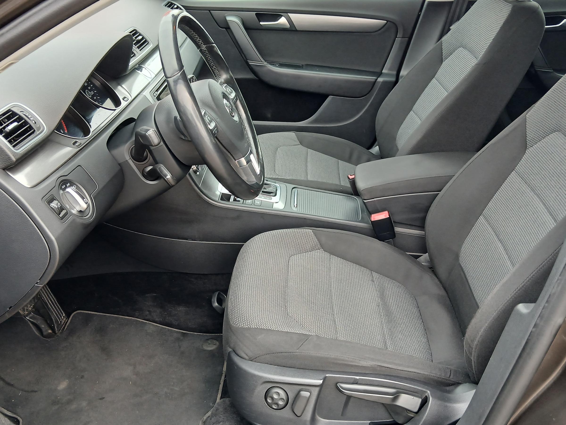 Volkswagen Passat, 2014 - pohled č. 10