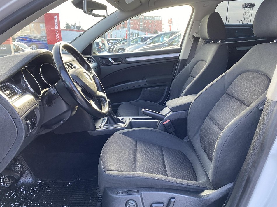 Škoda Superb II 2.0 TDi Ambiente