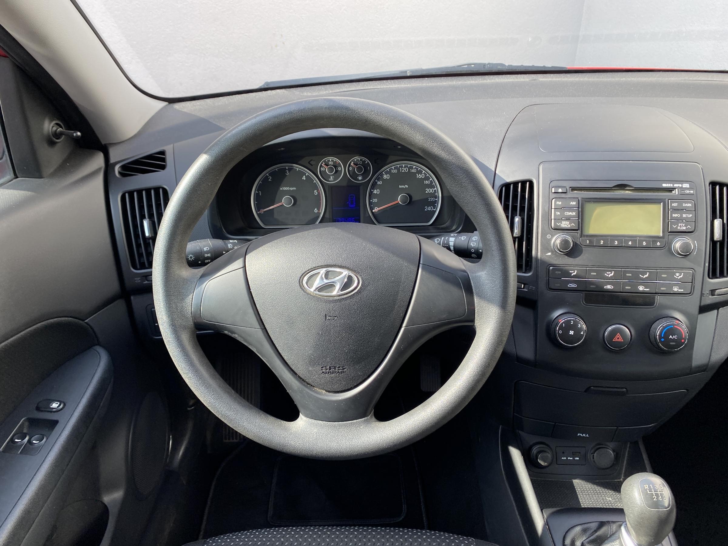 Hyundai i30, 2010 - pohled č. 11