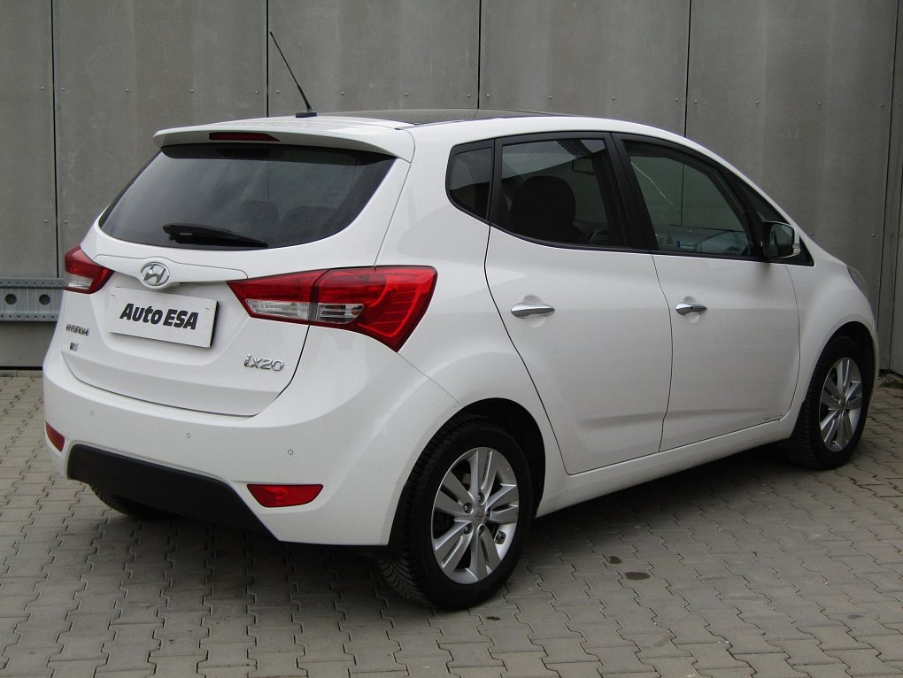 Hyundai Ix20 1.6 i 