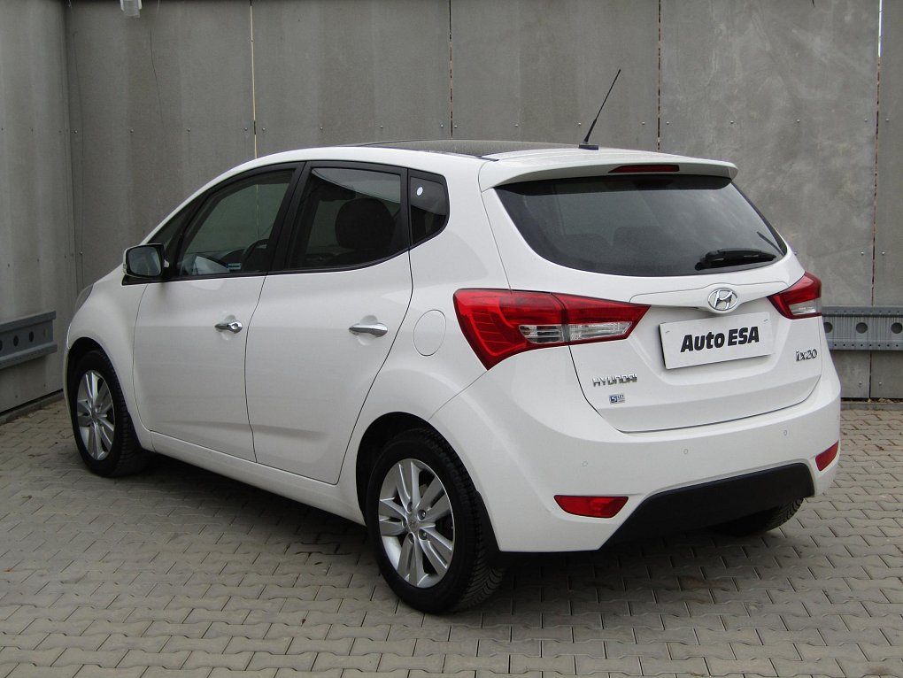 Hyundai Ix20 1.6 i 