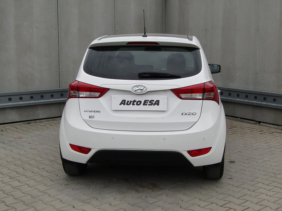 Hyundai Ix20 1.6 i 