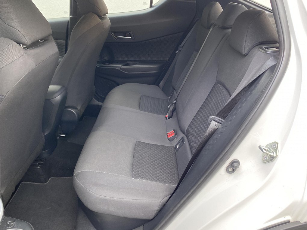 Toyota C-HR 1.8i 