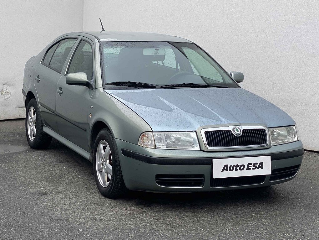 Škoda Octavia 1.8T Elegance
