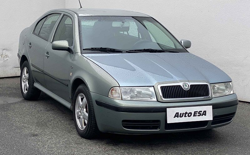 Škoda Octavia 1.8T Elegance