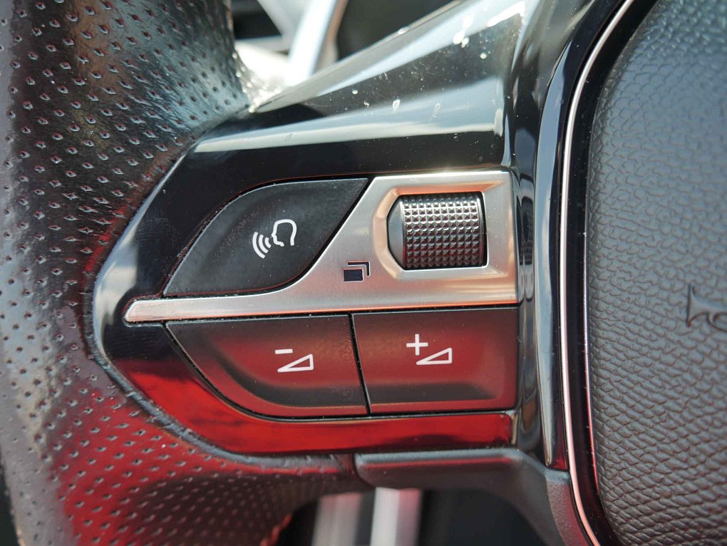 Peugeot 5008 2.0HDi  7míst