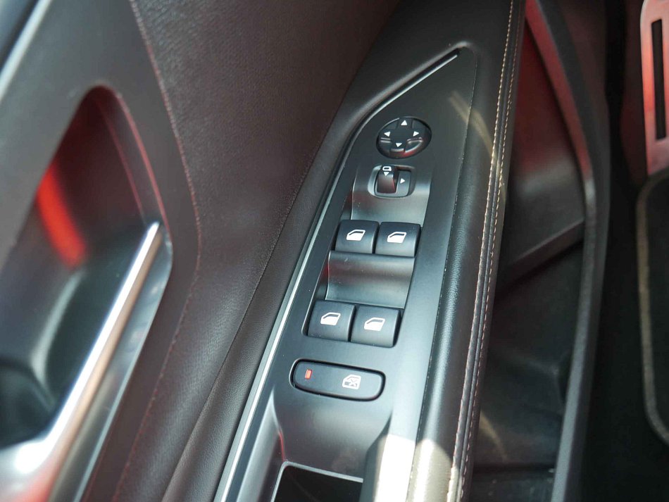 Peugeot 5008 2.0HDi  7míst